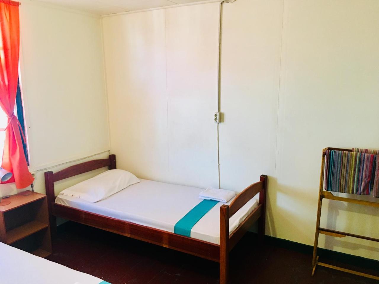 Guesthouse De Kleine Historie Paramaribo Bagian luar foto