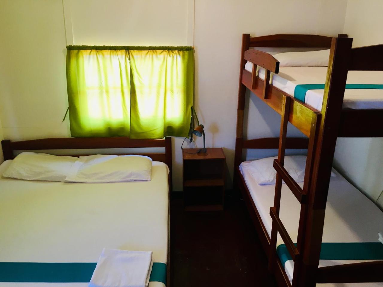 Guesthouse De Kleine Historie Paramaribo Bagian luar foto